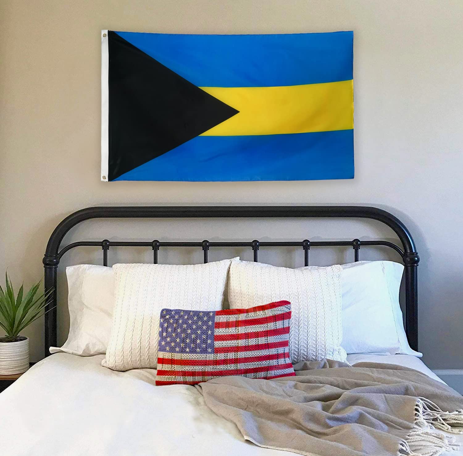 DANF Bahamas Flag 3x5 Ft Thick Polyester, Fade Resistant, Brass Grommets, Canvas Header, Double Sided Bahamian CARIBBEAN National Flags 3 X 5 Feet